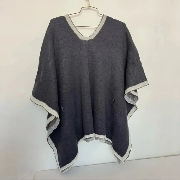 Save the Ocean Sustainable Pullover Poncho Gray Colorblocked Lightweight Warm - Picture 3 of 7